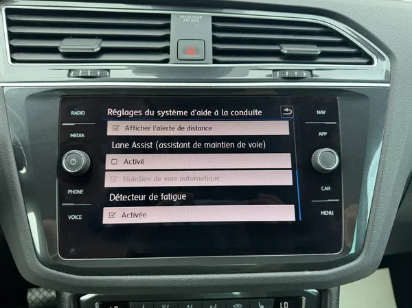 Volkswagen Tiguan (2019) — foto 9 van 24