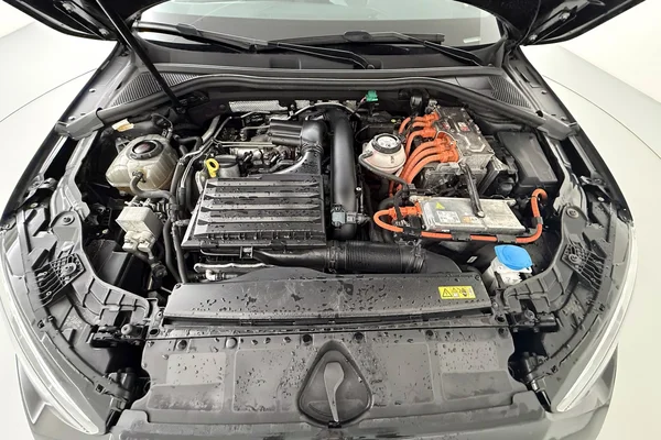 Audi A3 Sportback PHEV (2020) — foto 13 van 48