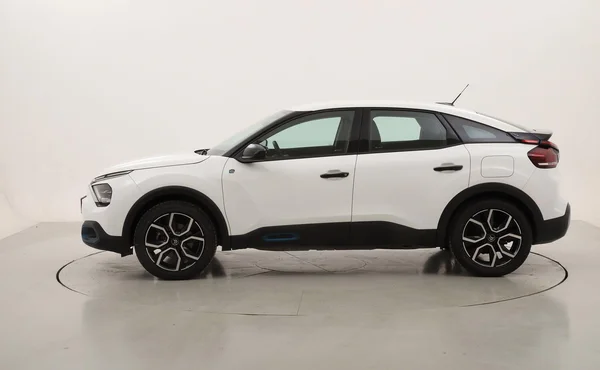 Citroen E-C4 (2021) — foto 12 van 19