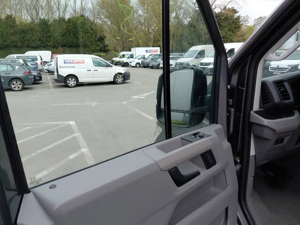 VOLKSWAGEN Crafter 35 Fou Llwb Hr (2026) — foto 4 van 24
