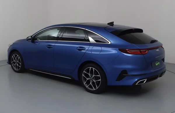 Kia ProCeed (2019) — foto 23 van 43