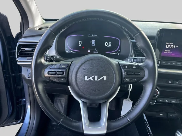 Kia Stonic (2025) — foto 2 van 17