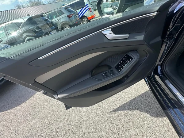 AUDI A6 SW (2026) — foto 7 van 23