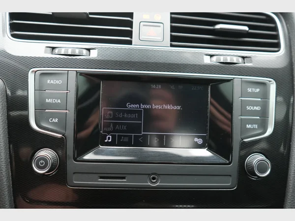 VOLKSWAGEN Golf VII GTI (2014) — foto 11 van 20