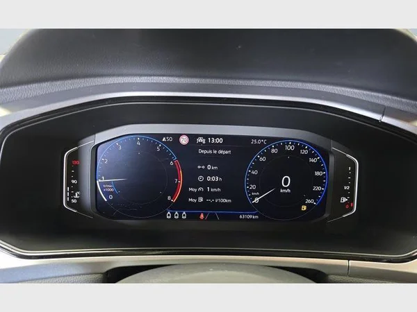 Volkswagen T-Roc (2022) — foto 4 van 27