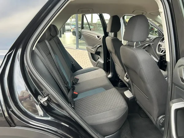 Volkswagen T-Roc (2019) — foto 11 van 24