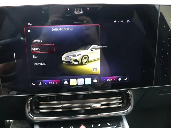 Mercedes-Benz CLA (2025) — foto 13 van 31