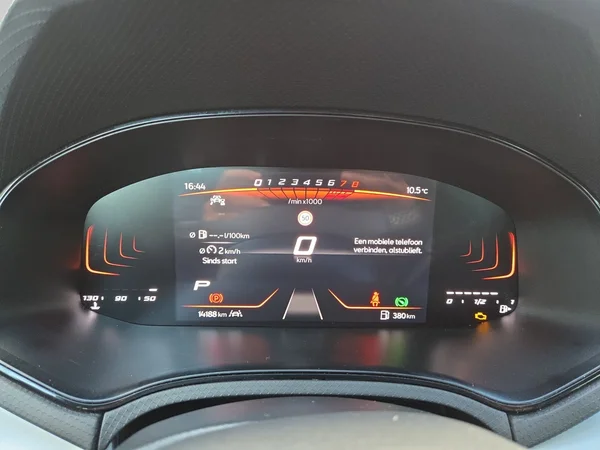 SEAT Arona (2024) — foto 6 van 20
