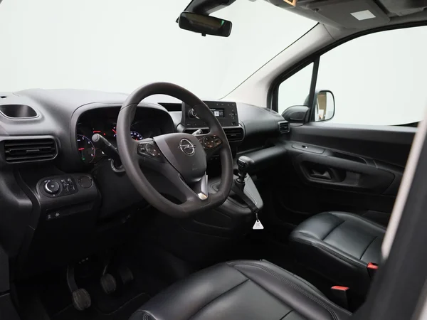 Opel Combo Life (2022) — foto 24 van 36