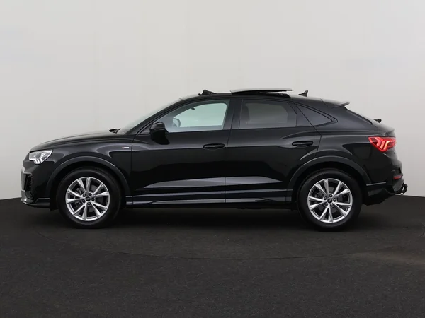 AUDI Q3 Sportback (2025) — foto 14 van 19