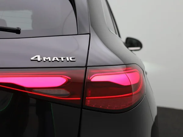 Mercedes-Benz GLC (2025) — foto 40 van 49