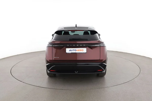 Nissan Ariya (2024) — foto 11 van 16
