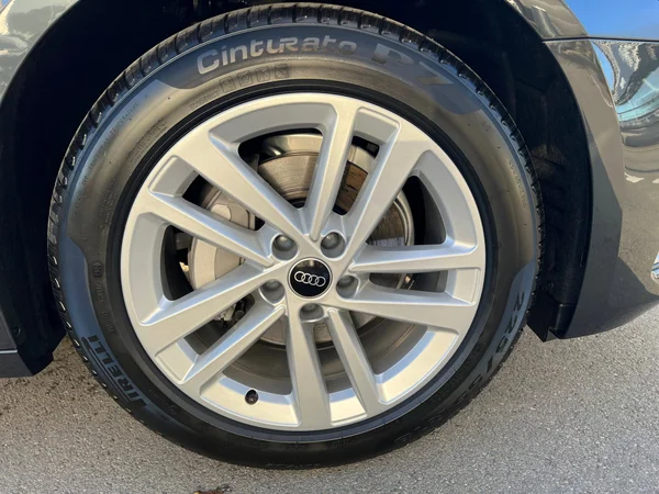 AUDI A6 Avant (2024) — foto 18 van 23