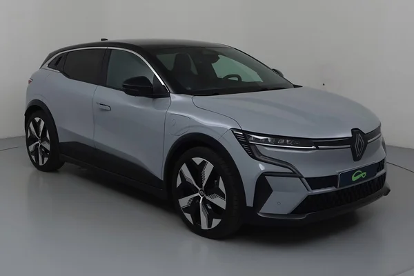 Renault E-Megane E-Tech (2022) — foto 33 van 35