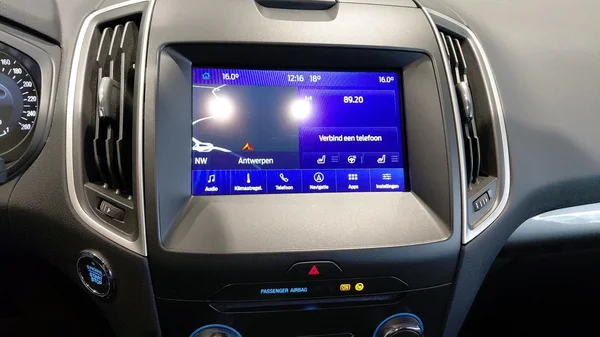 Ford Galaxy (2021) — foto 3 van 13