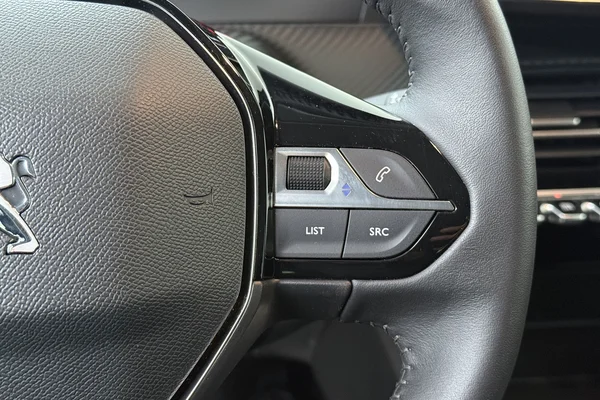 Peugeot 208 (2023) — foto 6 van 17