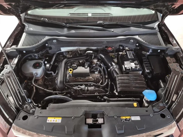 SKODA Karoq (2022) — foto 15 van 23