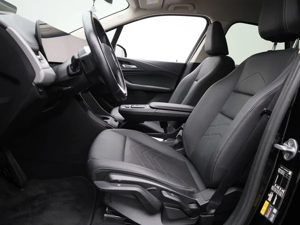 BMW 2 Reeks (2023) — foto 3 van 49