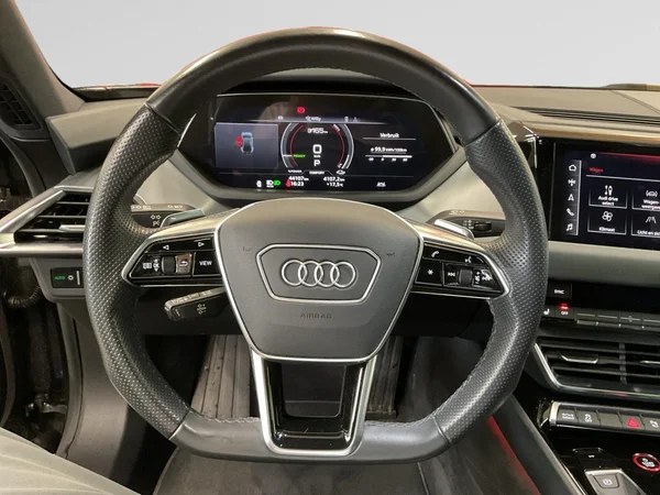 AUDI E-tron GT (2022) — foto 4 van 24