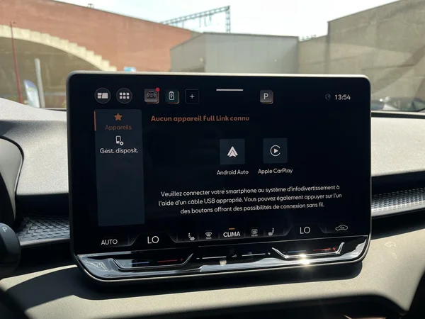 CUPRA Terramar e-Hybrid (PHEV) (2026) — foto 9 van 18