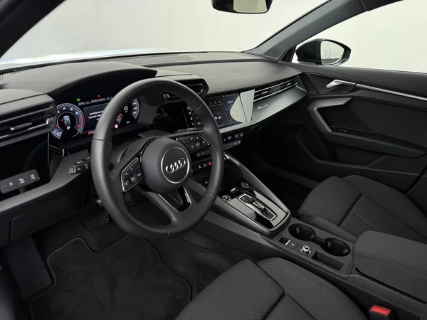 AUDI A3 Sportback (2025) — foto 17 van 18