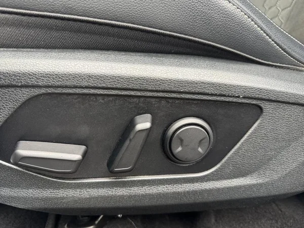 KIA Sportage (2022) — foto 18 van 28
