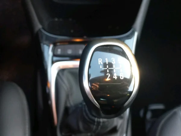 Opel Crossland X (2021) — foto 13 van 22