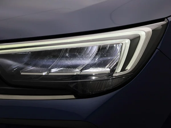 Opel Crossland (2021) — foto 8 van 40