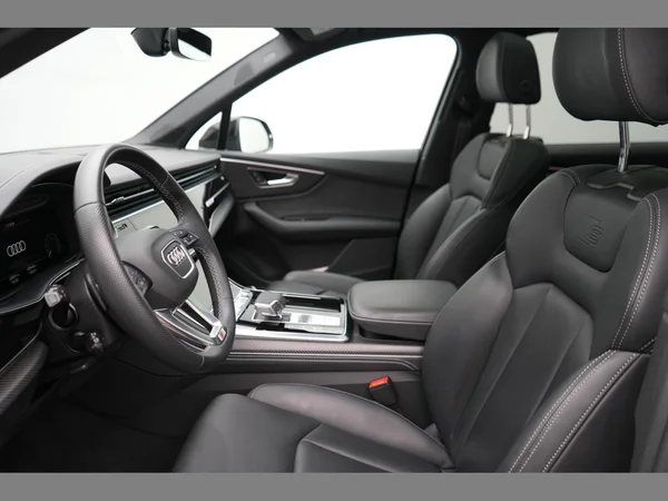 AUDI Q7 e-hybrid (PHEV) (2024) — foto 4 van 37