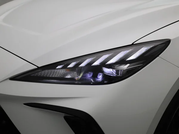 MG MG4 EV (2023) — foto 6 van 32