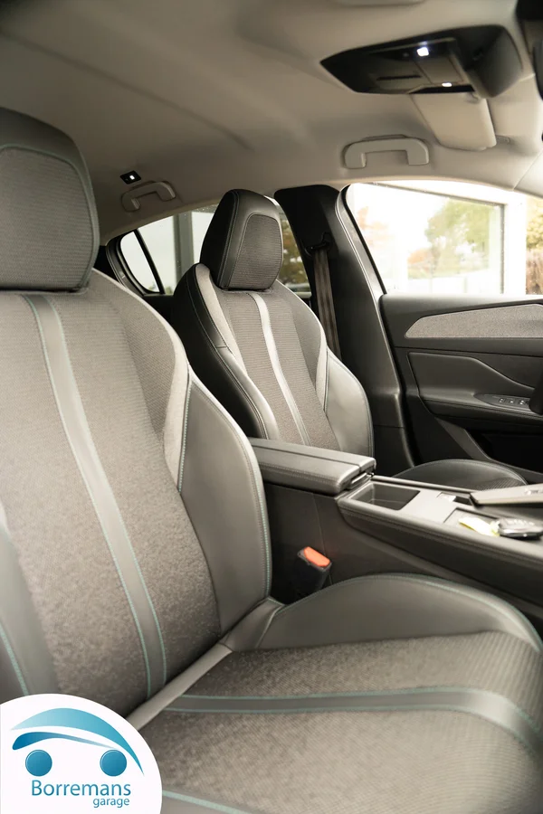 Peugeot 308 (2023) — foto 29 van 60