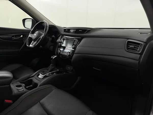 NISSAN X-Trail (2021) — foto 3 van 29