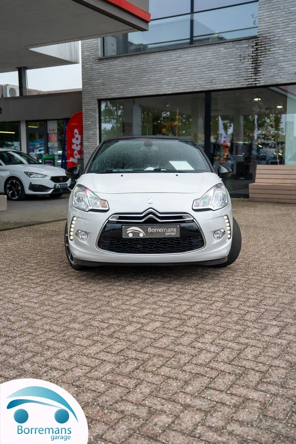 Citroen DS3 (2015) — foto 26 van 37