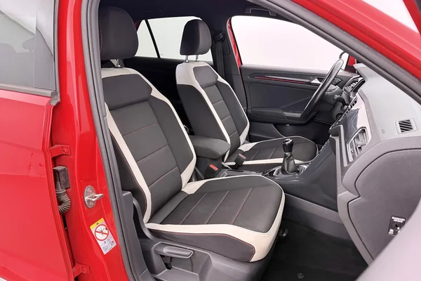 Volkswagen T-Roc (2018) — foto 29 van 29