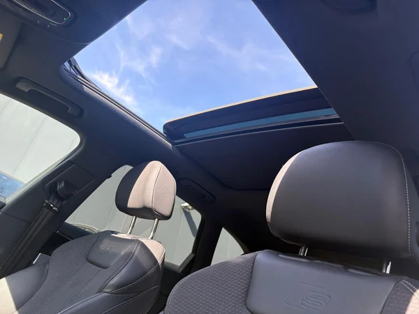 AUDI A4 Avant Dsl (2024) — foto 7 van 23