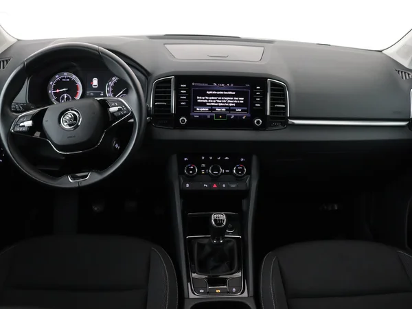 SKODA Karoq (2023) — foto 27 van 27