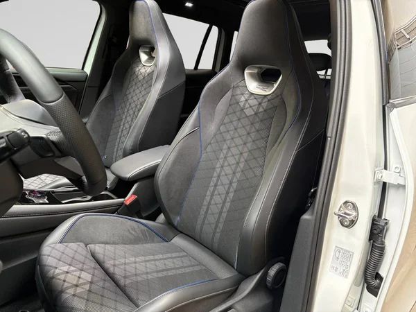 VOLKSWAGEN Tiguan (2026) — foto 7 van 15