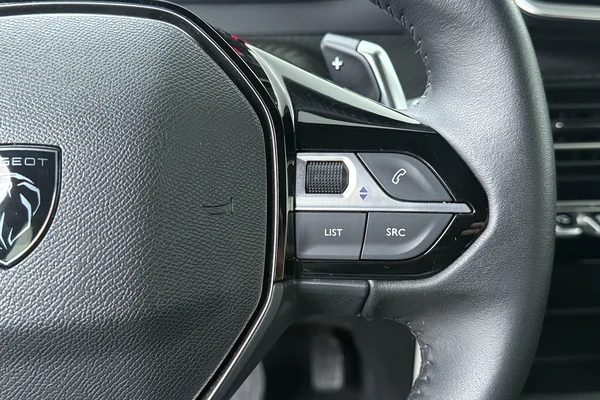 Peugeot 2008 (2025) — foto 6 van 16