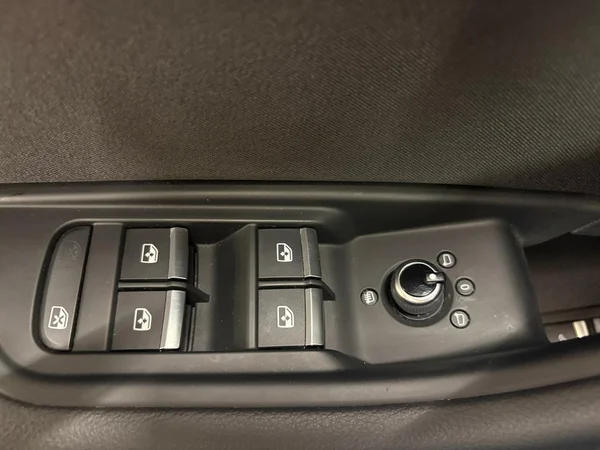 AUDI A4 Avant Dsl (2023) — foto 7 van 15