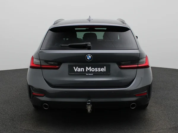 BMW 3 Reeks (2021) — foto 42 van 46