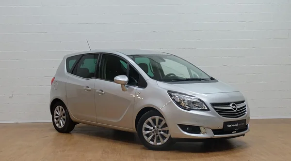 Opel Meriva (2017) — foto 12 van 23