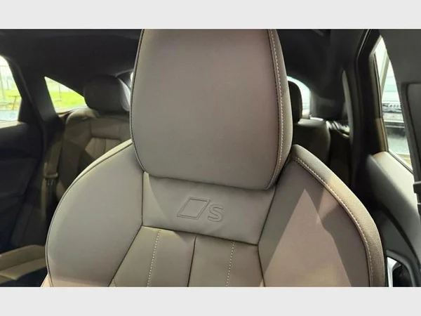 AUDI Q5 Sportback (2026) — foto 9 van 17