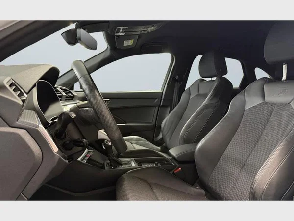Audi Q3 Sportback (2020) — foto 26 van 27
