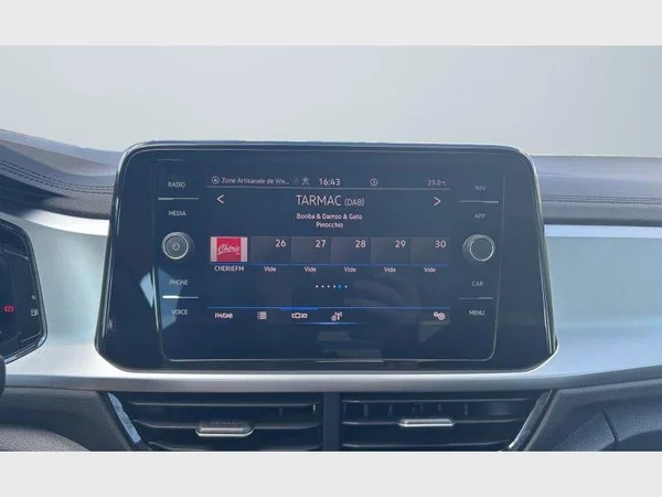 Volkswagen T-Roc (2023) — foto 5 van 29