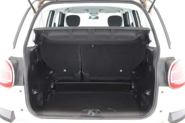 Fiat 500L (2018) — foto 8 van 16