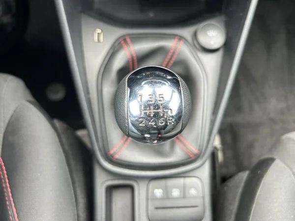 FORD Fiesta (2021) — foto 11 van 28