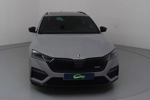 Skoda Octavia SW RS PHEV (2021) — foto 27 van 28