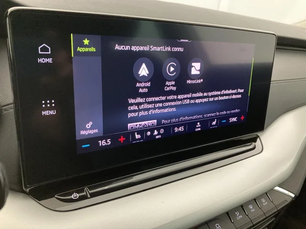 SKODA Octavia SW (2024) — foto 7 van 35