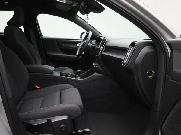 Volvo C40 (2022) — foto 32 van 44