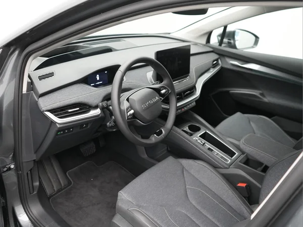 SKODA Elroq (2026) — foto 2 van 26